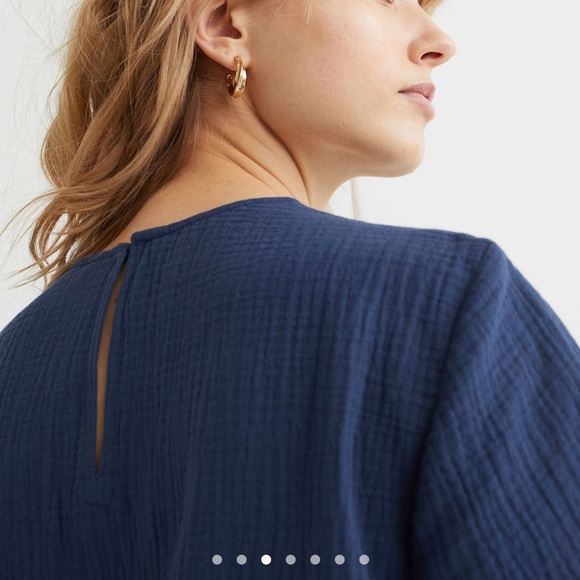 H&M maternity/nursing top NWT size small - Picture 3 of 5